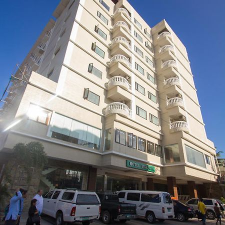 Hotel Essencia Dumaguete City Экстерьер фото