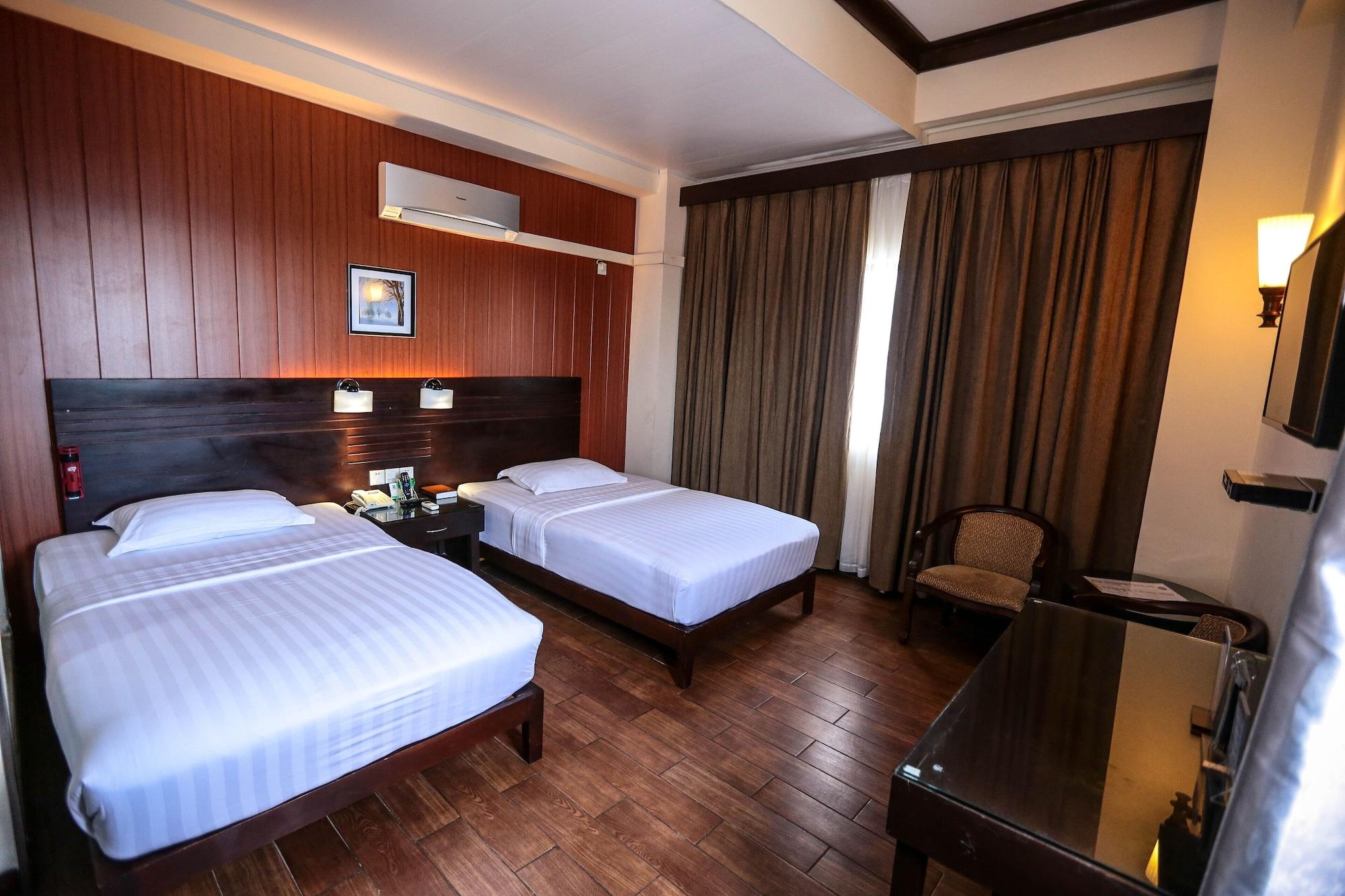 Hotel Essencia Dumaguete City Экстерьер фото