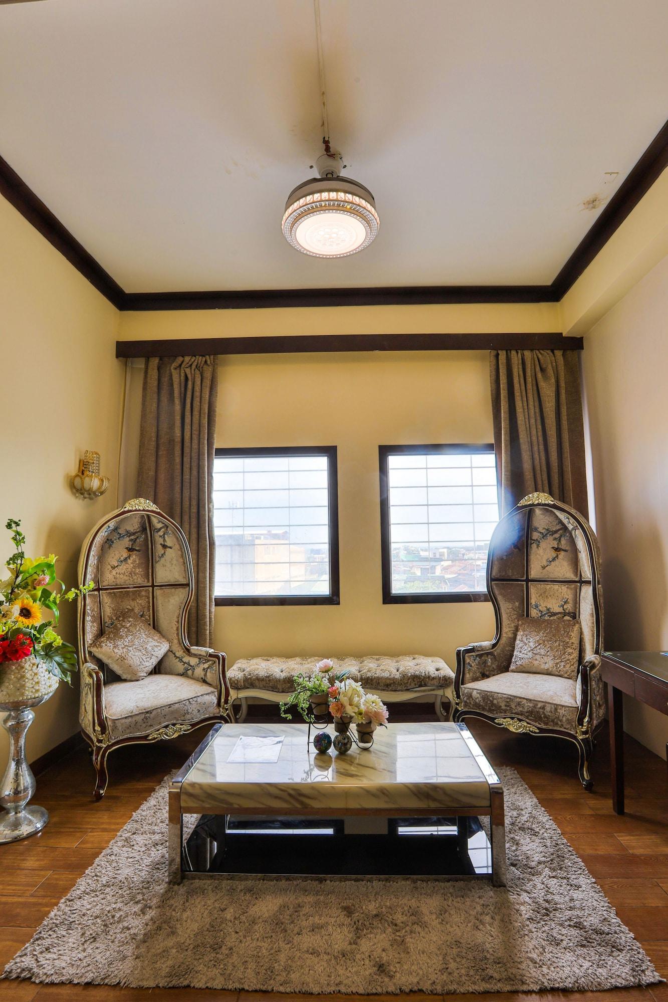 Hotel Essencia Dumaguete City Экстерьер фото
