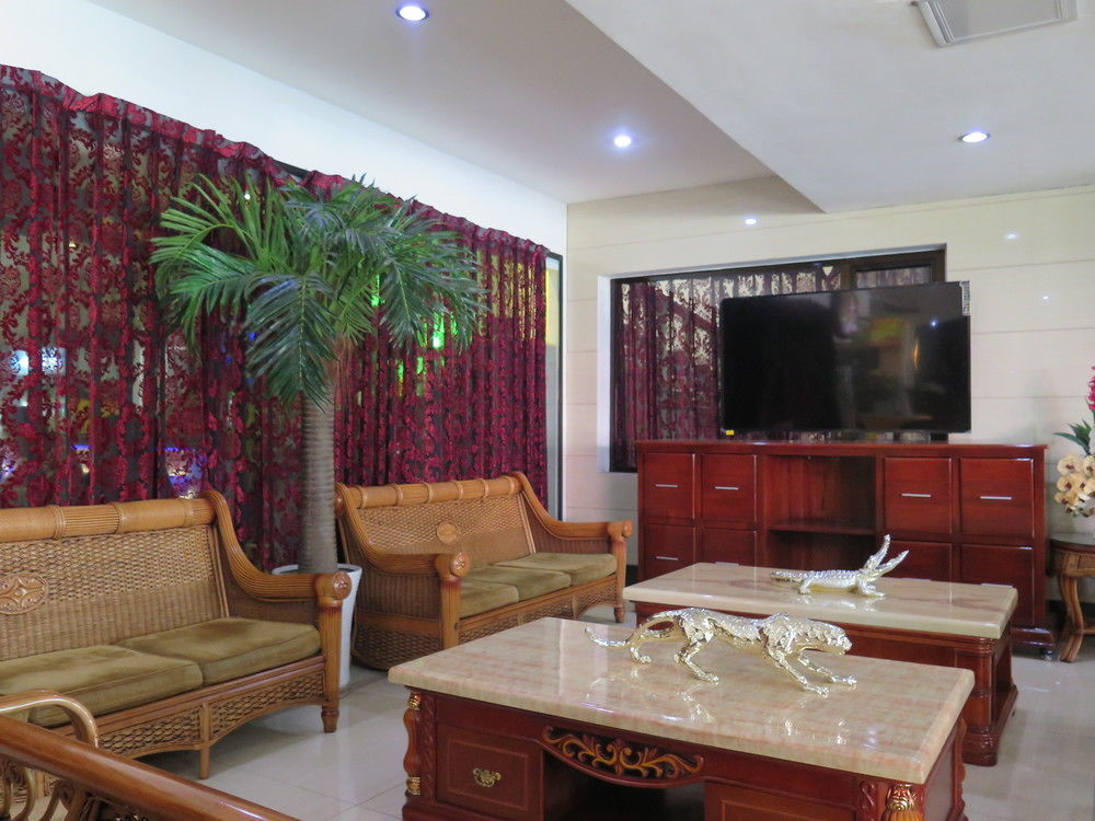 Hotel Essencia Dumaguete City Экстерьер фото