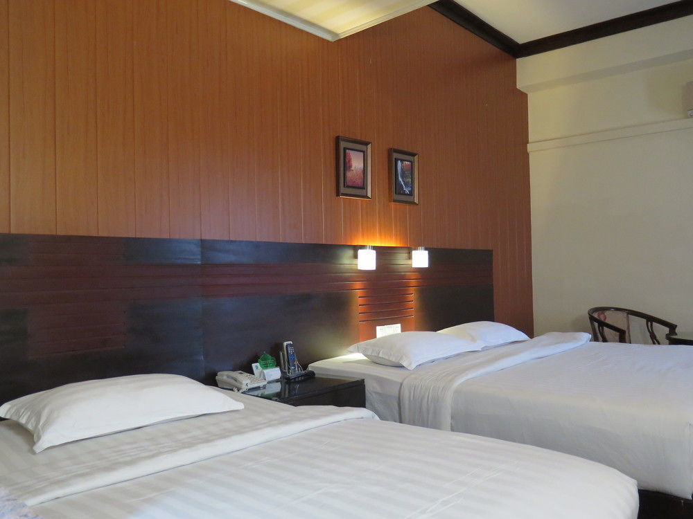 Hotel Essencia Dumaguete City Экстерьер фото