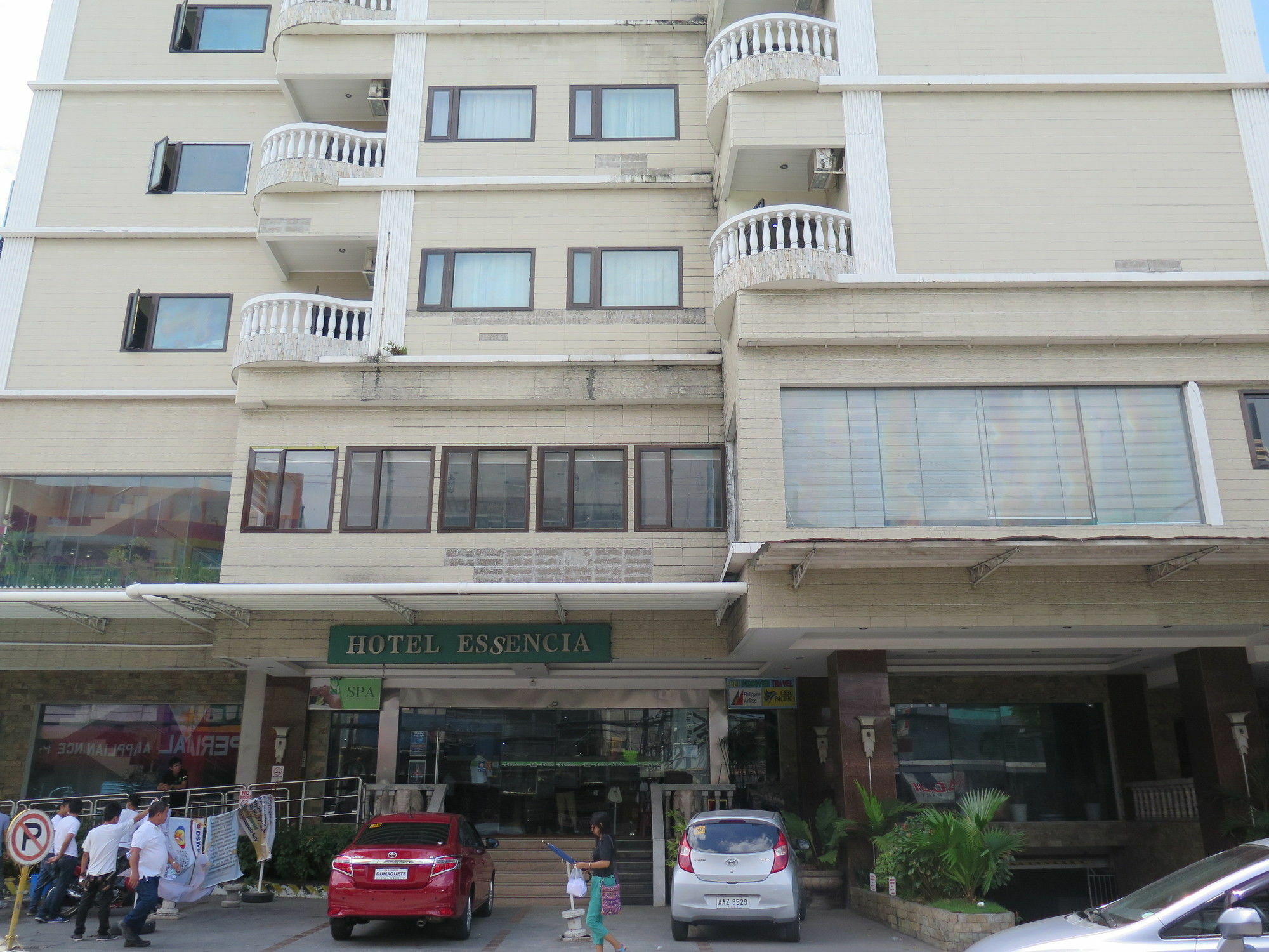 Hotel Essencia Dumaguete City Экстерьер фото
