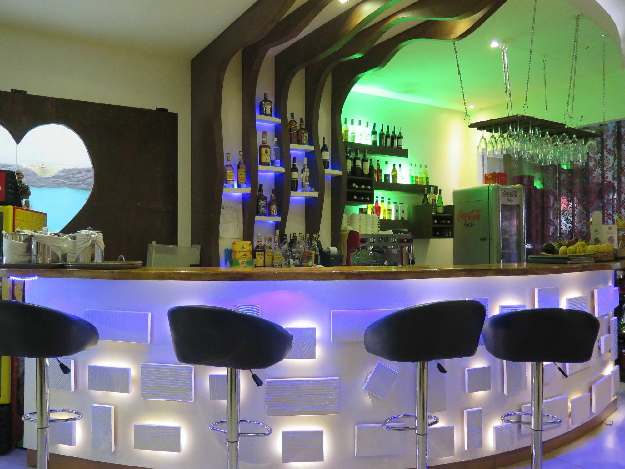Hotel Essencia Dumaguete City Экстерьер фото
