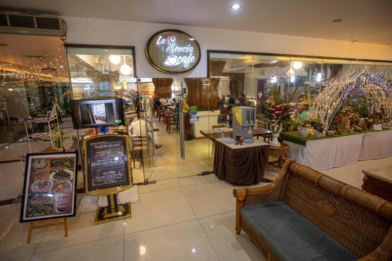 Hotel Essencia Dumaguete City Экстерьер фото